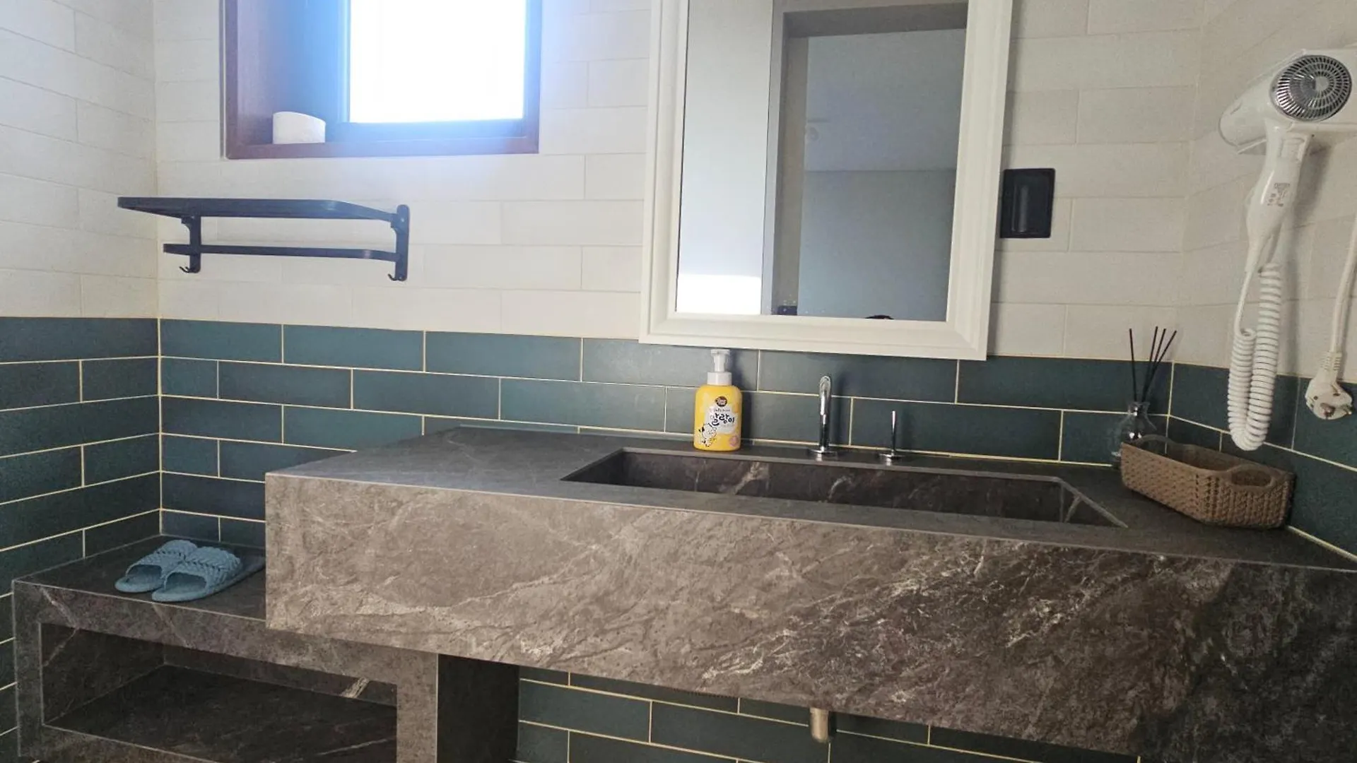 Miracle Suite House 201 Pool Villa Incheon South Korea